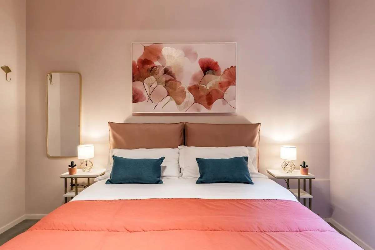 Apartment Gf Harmony Suite Colosseo Rome Italy